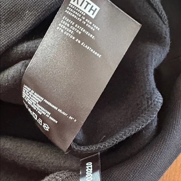 NWT Kith For Star Wars Solo And Chewie Serif Crewneck 'Black' - Picture 10 of 10